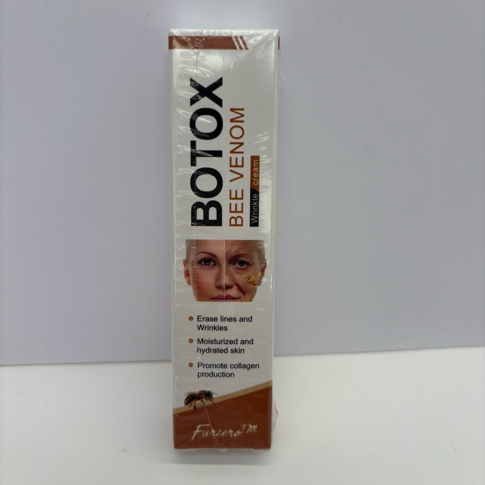 WRINKLE CREAM AND COLLAGEN MOISTURIZER